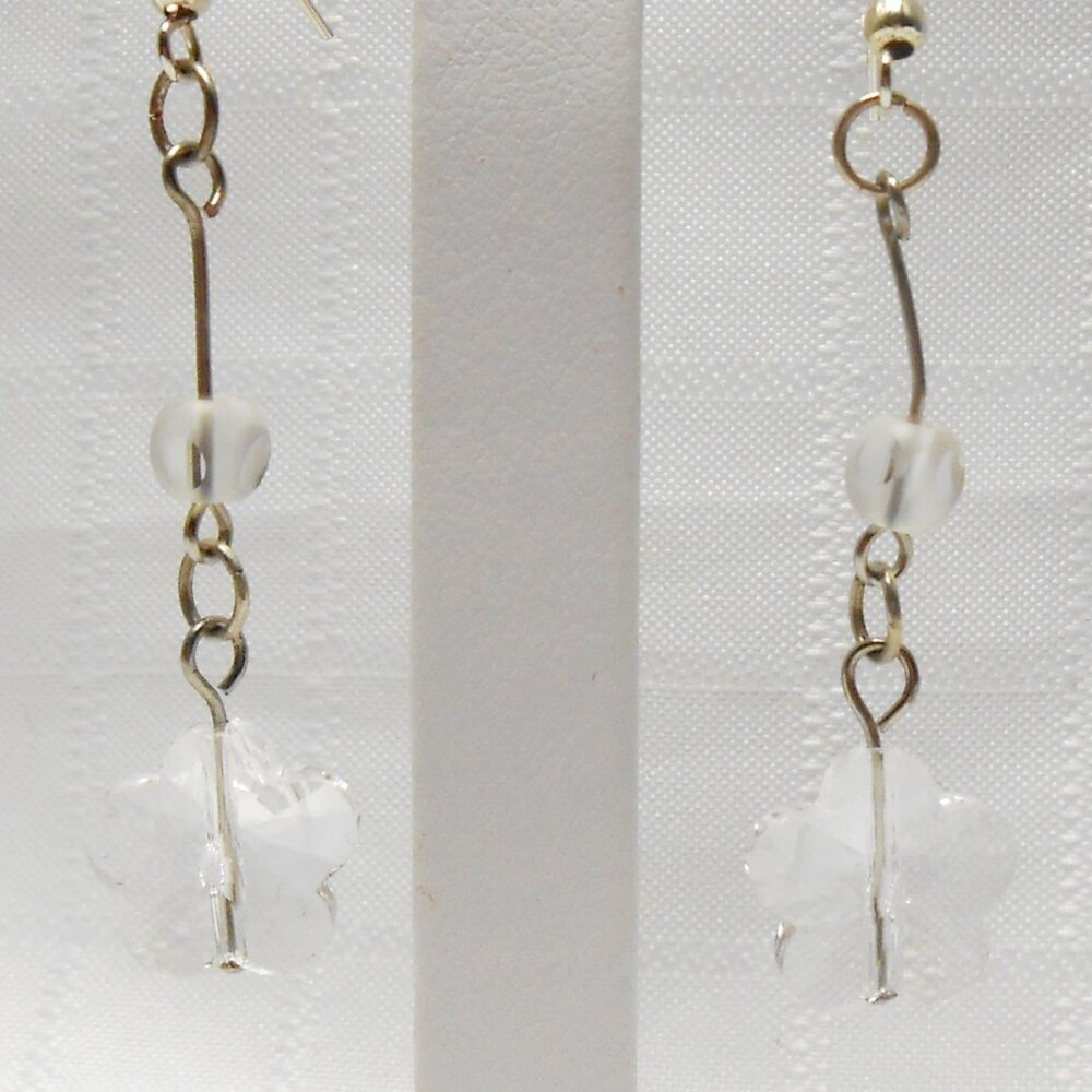 No631 Handmade earrings with glass flowers and Swarovski flowers glass cristals